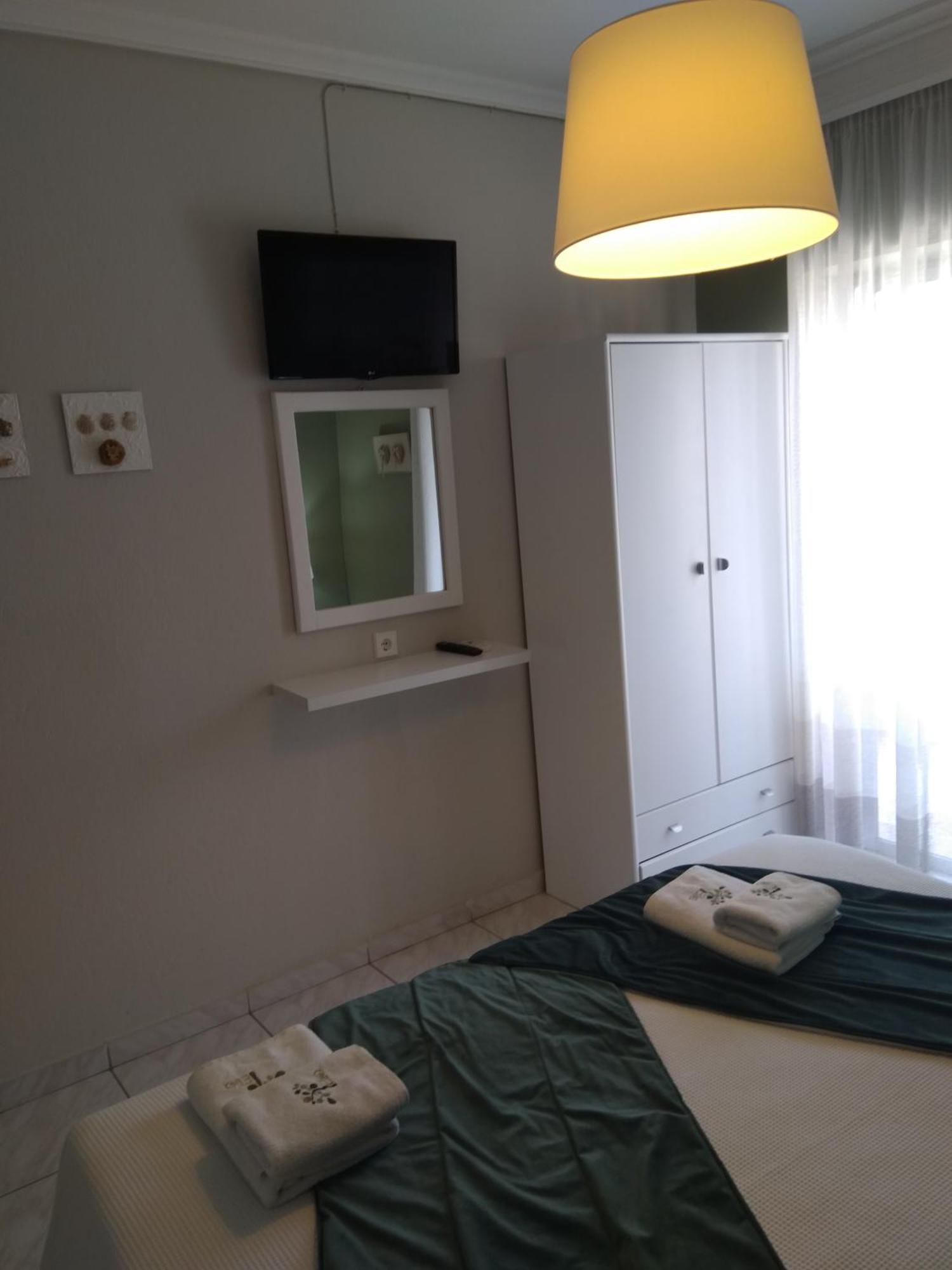 Dionisos Elia Aparthotel Паралия Дионисиу Екстериор снимка