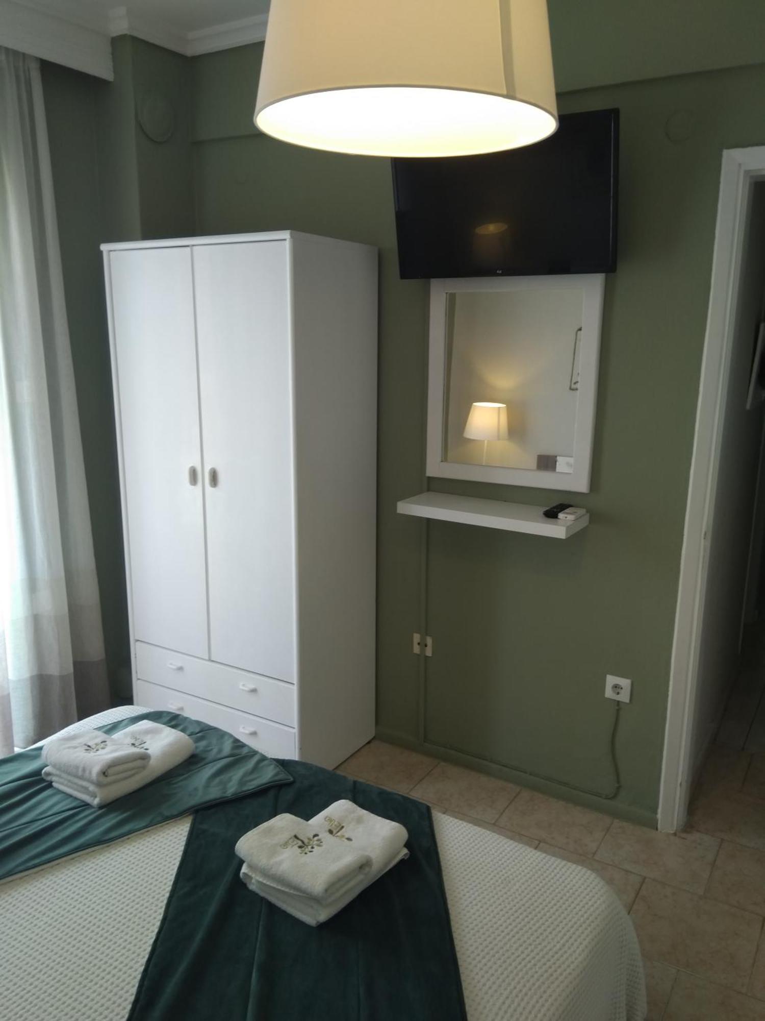 Dionisos Elia Aparthotel Паралия Дионисиу Екстериор снимка