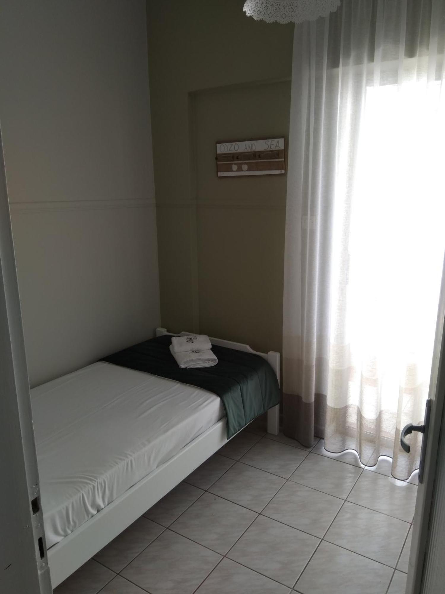 Dionisos Elia Aparthotel Паралия Дионисиу Стая снимка